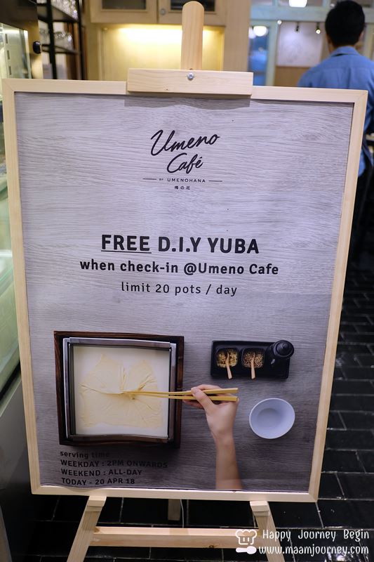 Umeno Cafe Silom_Free