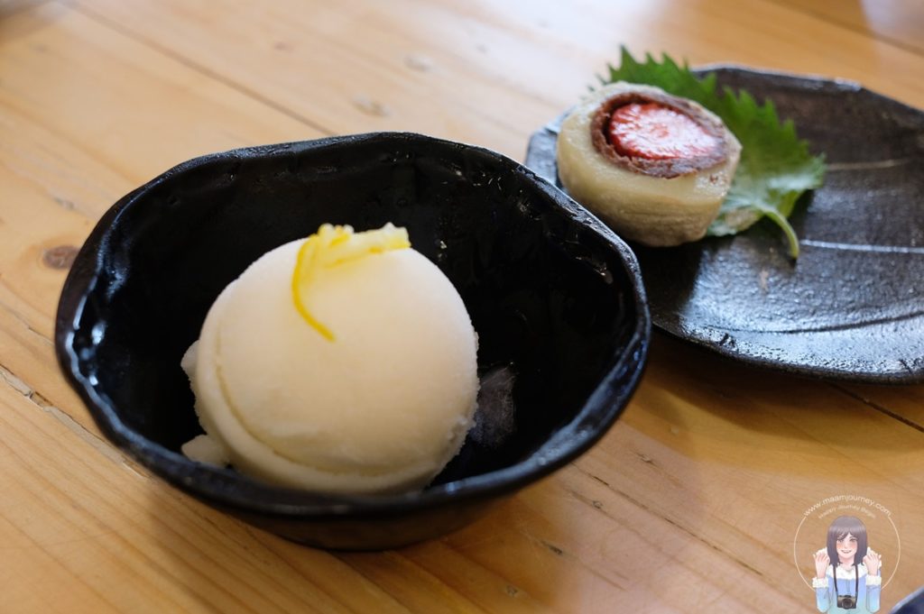 Homemade Ice Cream Yuzu Sorbet (67 บาท)
