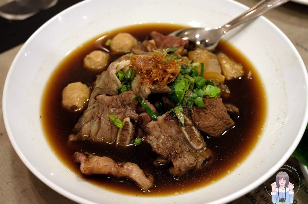 Special Beef Combo/Without Noddle (180 บาท)