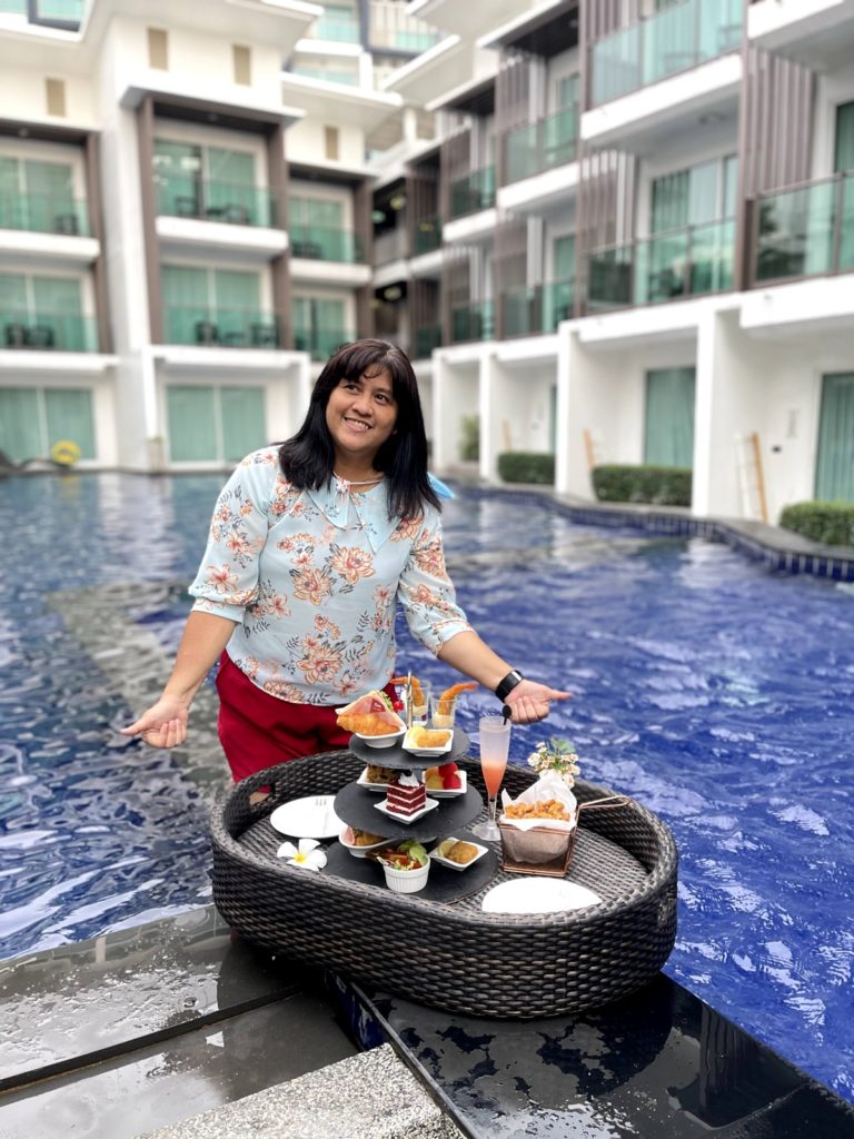 Afternoon Tea for 2 persons (Floating)