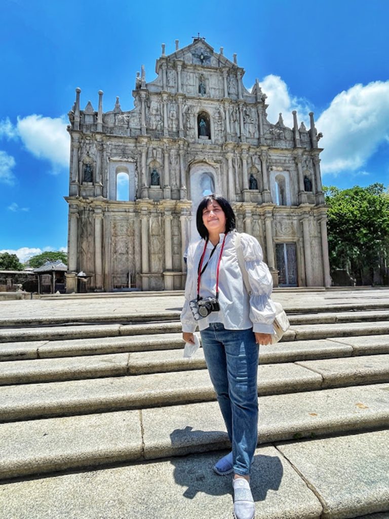 ขอถ่ายกับ ซากประตูโบสถ์เซนต์ปอล Ruins of St.Paul’s บ้าง