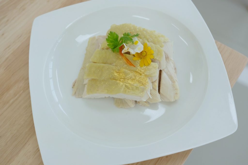 ไก่ต้ม Hinanese chicken
